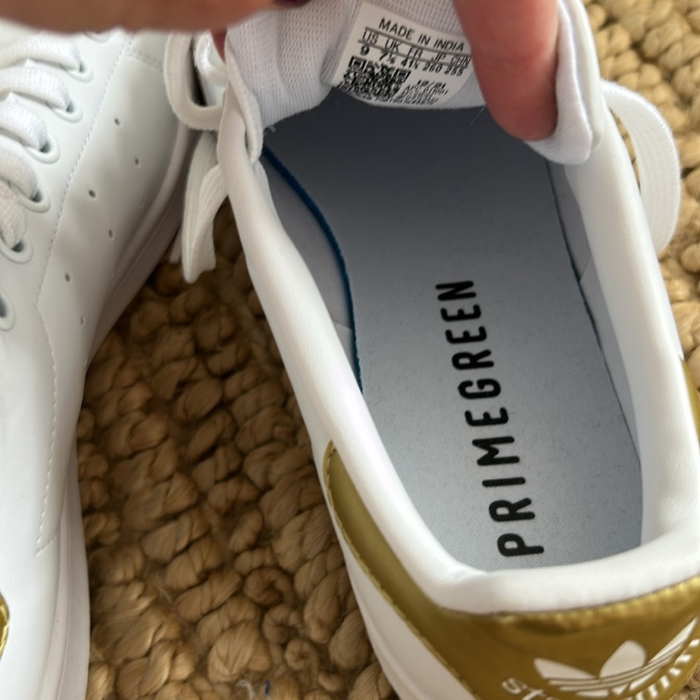 adidas Stan Smith White Gold Metallic shoes women’s size 9 - Picture 6 of 10